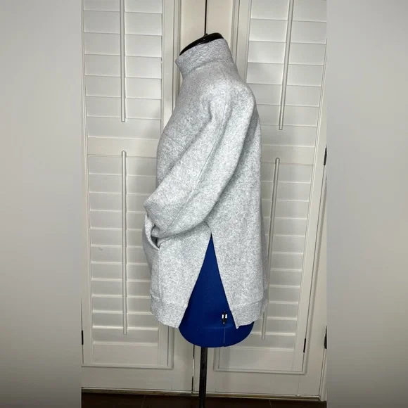 Alo Yoga Women's segment pullover Fleece sweatshirt - Dove Grey - S. - Picture 7 of 16